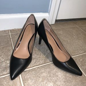 Black Calvin Klein pointed toe heels!